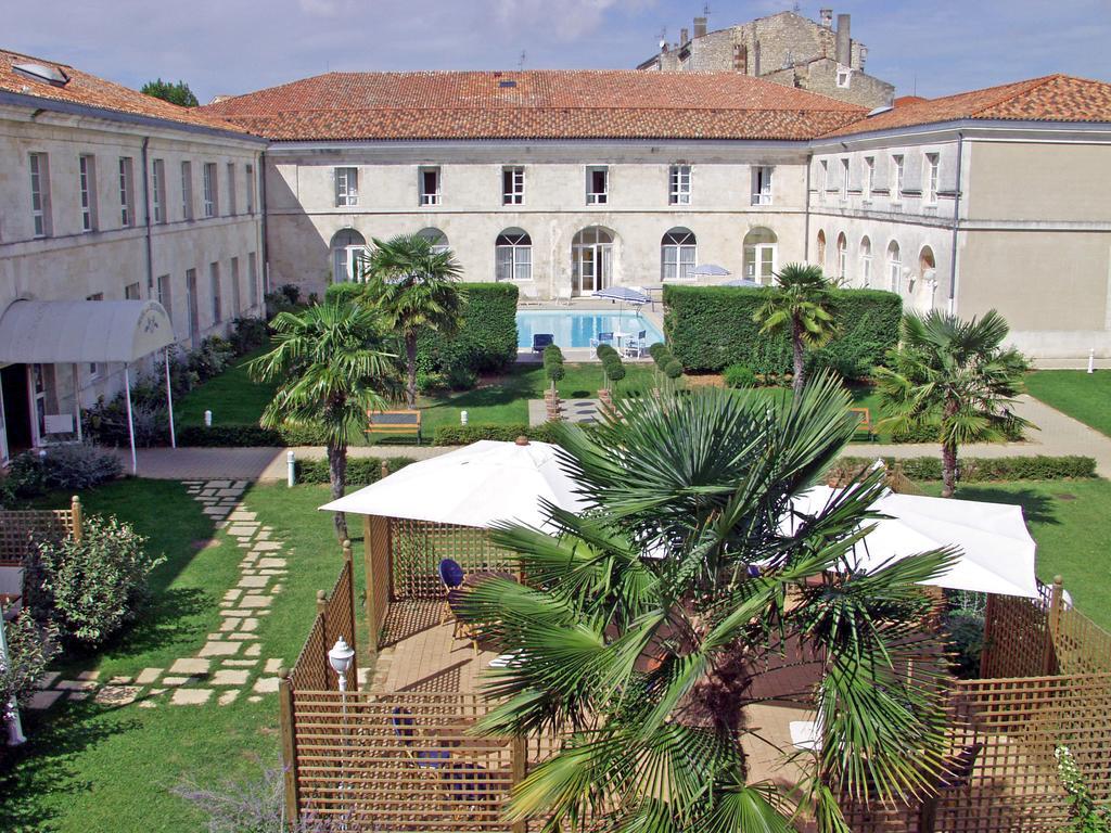 Mercure La Corderie Royale Hotel 4*